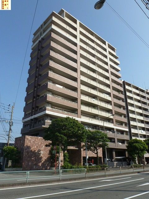 ファーネスト東公園の外観