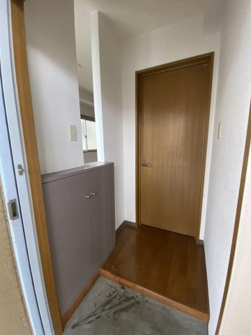 シャトレ57の玄関