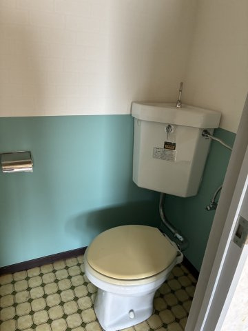 コーポサンライズのトイレ|シンプルで使いやすいトイレです