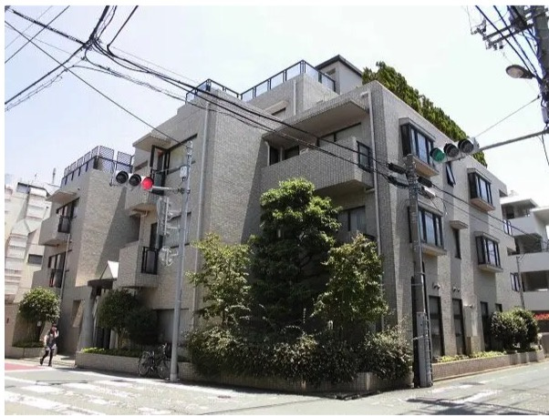 ★仲介手数料無料★ロイヤルヴィーゼ学芸大学（学芸大学、祐天寺、中目黒エリアが利用でき、都心も横浜エリアも行きやすいです）の外観