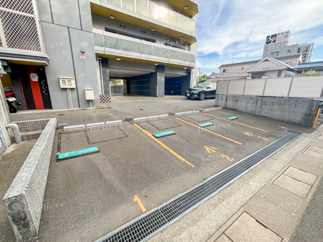 Mark Avenue Tower 久留米No.99の駐車場|コインパーキングもあります☆