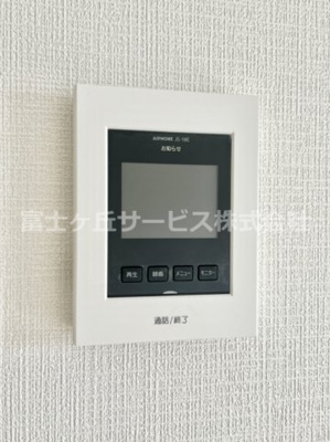 【セキュリティ】 | 沼津市大塚 15期 新築一戸建て 2号棟 | TVモニター付きインターフォンです