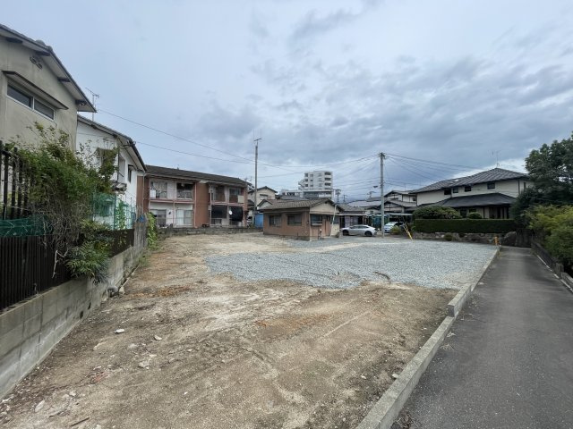 長澤花ヶ浦貸地貸倉庫事務所の外観