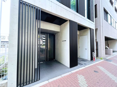 【エントランス】 | IARIM栄東 | ゆとりのあるエントランスです