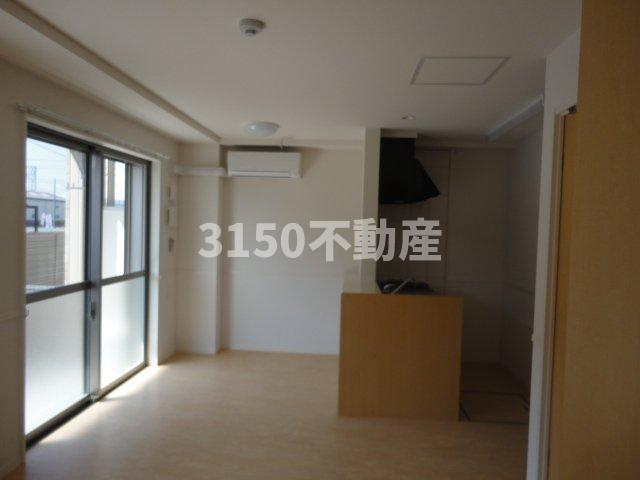 Ｗｉｓｔｅｒｉａ　六条　Ⅰの居間・リビング|リビング