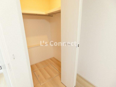 【収納】 | アルバスラピスⅢ | ウォークインクローゼットでお荷物もすっきり収納。