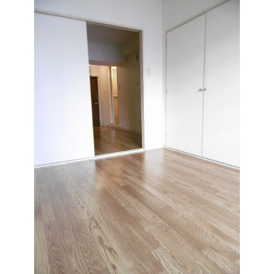 【居間・リビング】 | メゾン丸十 | 洋室