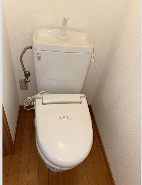 CASA西町グランデA棟の洗面所