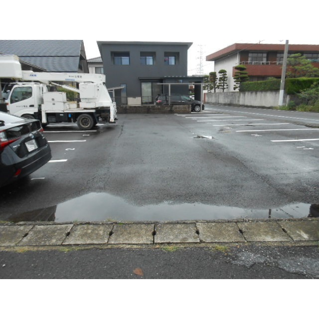 岐阜市清本町８丁目の駐車場の駐車場
