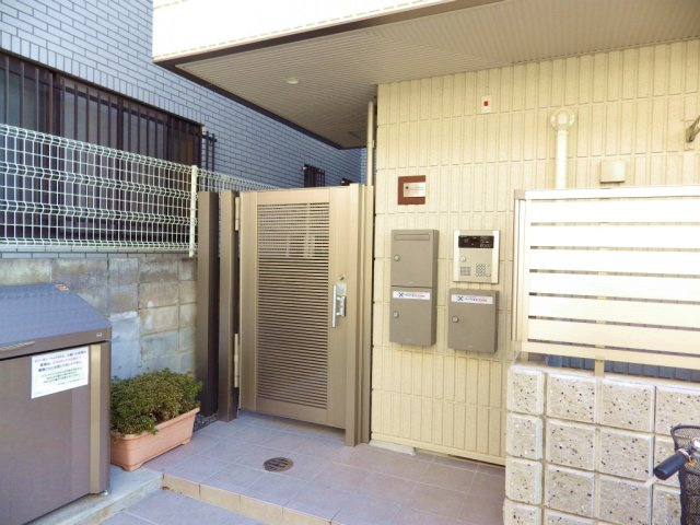 カーザ　セレーナのエントランス