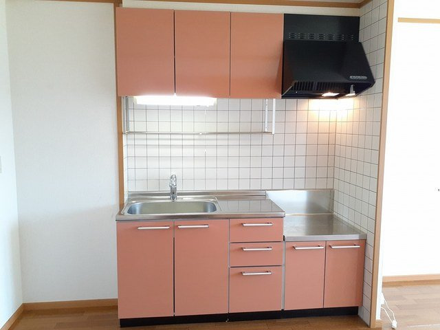 サイモンＳＥＶＥＮ　Ａのキッチン|お料理しやすいキッチンです