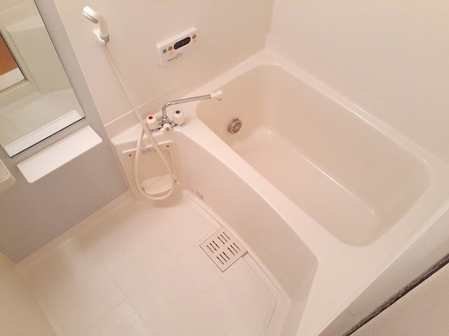 サイモンＳＥＶＥＮ　Ａの浴室|お風呂です