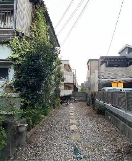 【前面道路含む現地写真】