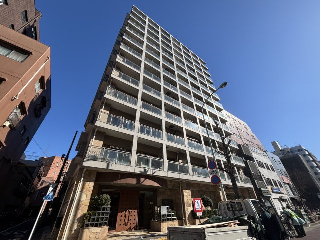 グランドパーク入谷クレアーレの外観