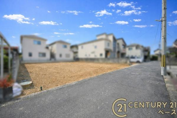 橿原市新口町　２号地　建築条件なし土地の前面道路含む現地写真|■現地撮影写真■落ち着いた雰囲気の住宅地内です！