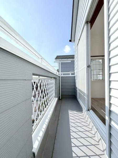 横浜市青葉区田奈町の中古一戸建のバルコニー