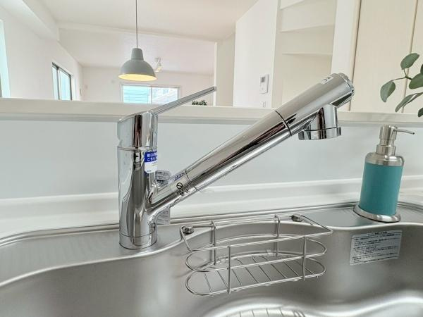 横浜市鶴見区大東町の中古一戸建のキッチン