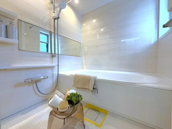 横浜市港北区日吉７丁目の中古一戸建の浴室