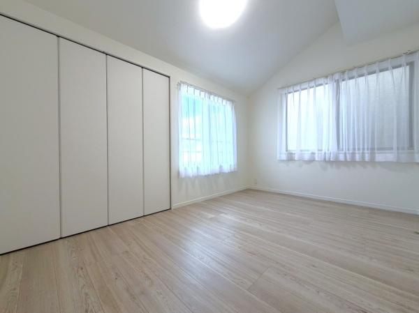 横浜市港北区日吉７丁目の中古一戸建の洋室