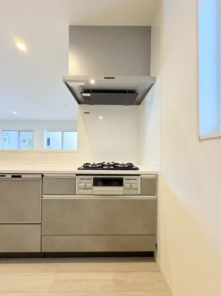 座間市南栗原３丁目の新築一戸建のキッチン