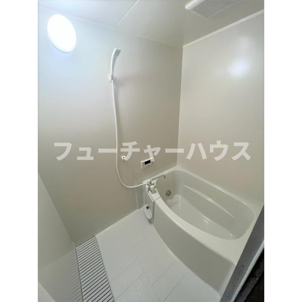 グリーンヴィラ　Ａの浴室|※201号室の画像です