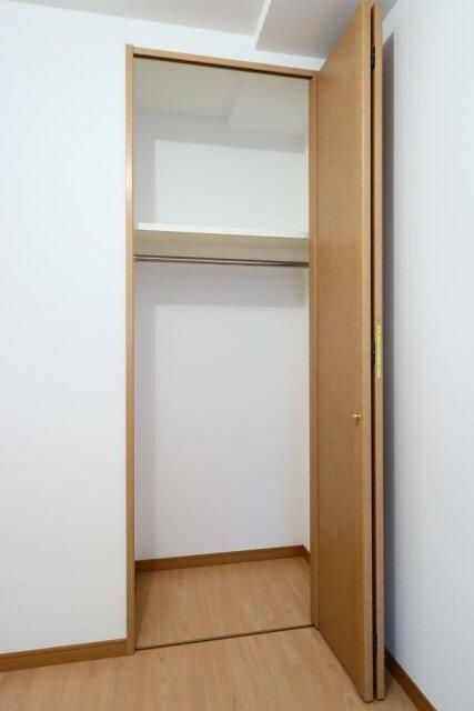 リブゼ横浜紅葉坂の収納