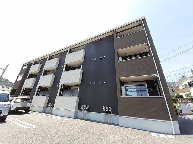 カ－サ　ジラソ－レの外観|外観は落ち着いています