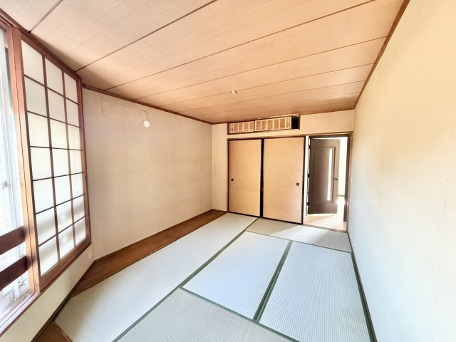 鹿放ケ丘戸建の和室|フローリングだけでなく、和室もあります