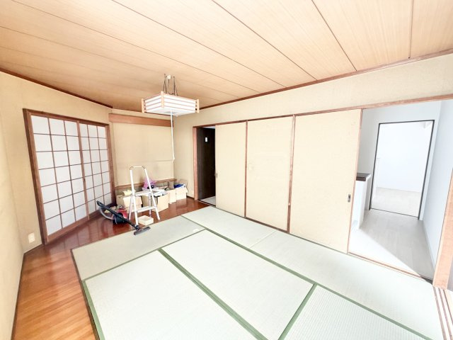 鹿放ケ丘戸建の和室|フローリングだけでなく、和室もあります