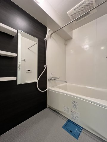 CRYSTAL SQUARE GINZA-2の浴室