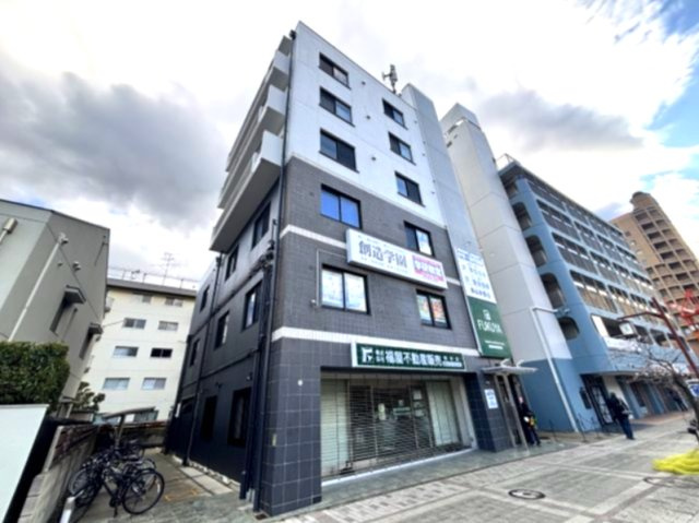 プラーシュ本山