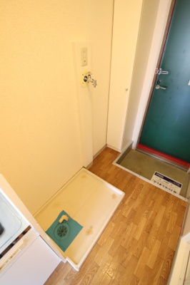 【設備】 | レオパレス滝谷 | 室内洗濯機置き場