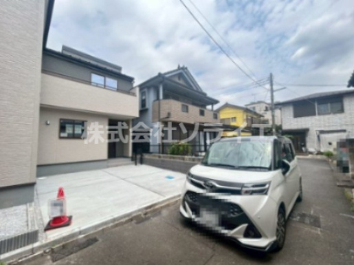 入間市東藤沢第8期全1棟　新築戸建　リーブルガーデンの駐車場