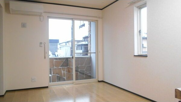 スカイヴィレッジ(Sky　village)盛南Ⅱの居間・リビング