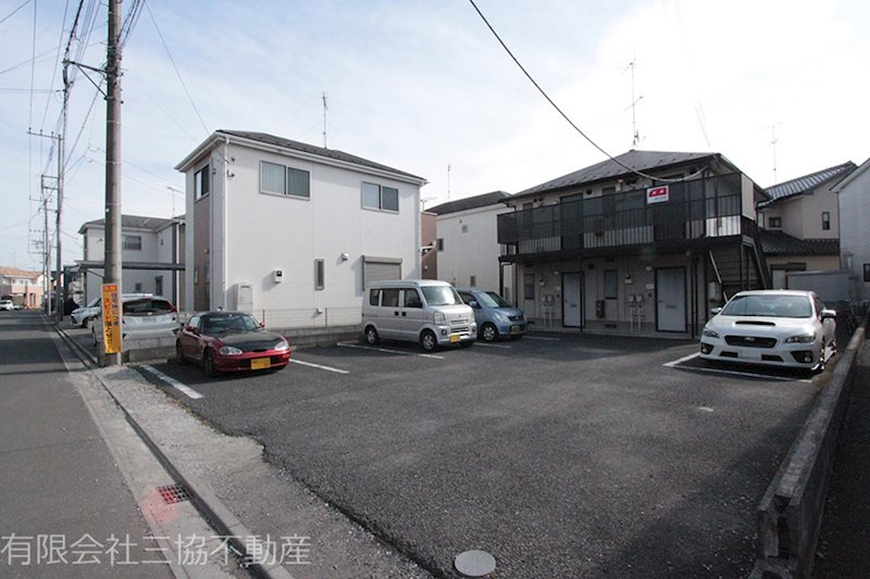 フレグランス島崎Dの外観|駐車場1台分付き