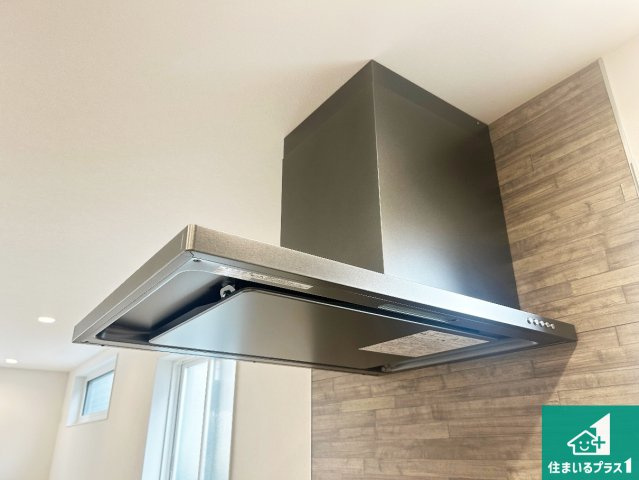 神戸市北区東有野台　新築一戸建ての設備|汚れにくいスロットフィルタでお手入れラクラク！ＬＥＤ照明付き！