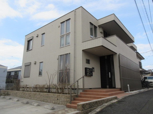リオレステ逗子のエントランス|旭化成のペット共生住宅