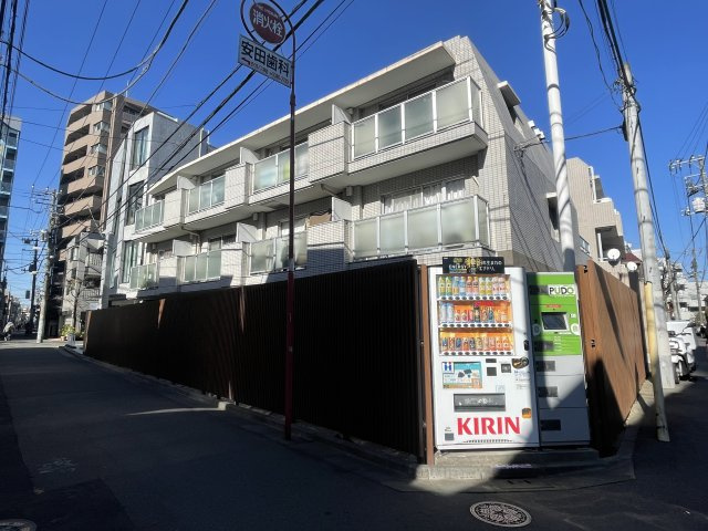 サンハイツ新井の外観|おしゃれな外観です