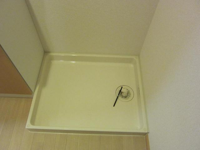 サンシャインハウスのその他|洗濯機置場（イメージ）