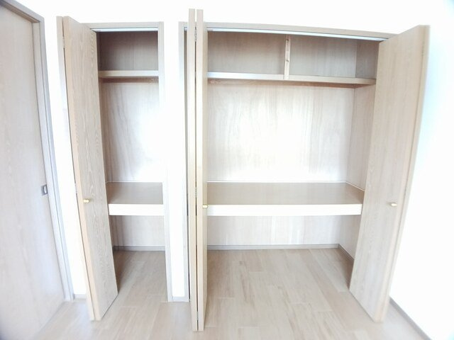 メゾン　ミレニアムの収納