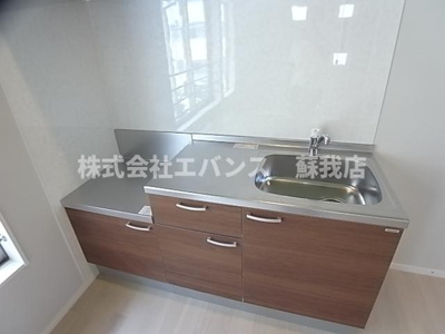 【キッチン】 | タワーズ | コンパクトなキッチンで掃除もラクラク