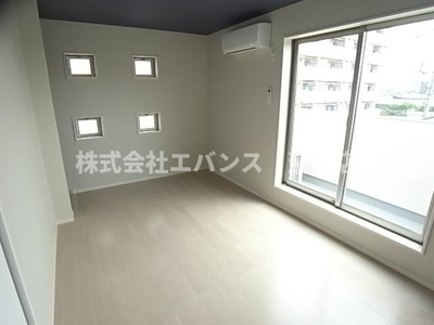 【寝室】 | タワーズ | 落ち着いた色調の寝室です