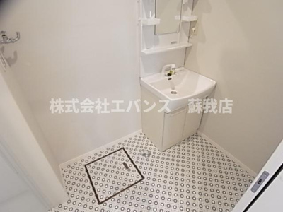 【洗面所】 | タワーズ | スペースが確保できる洗面所です