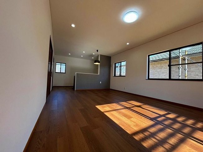 【居間・リビング】 | 大野城市平野台１丁目　中古一戸建☆仲介手数料無料☆