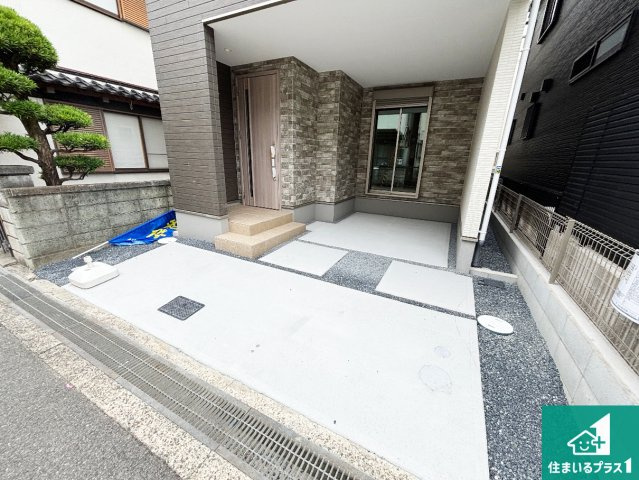 29日(土)30日(日)現地ご見学可能！　摂津市鳥飼西　限定1邸の駐車場|駐車スペース！散水栓があるので、こまめに愛車を洗えます！