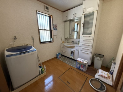 【独立洗面台】 | 【日本家屋風平家・倉庫ガレージ付】坂東市長須