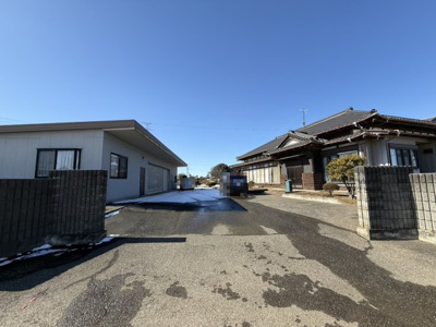 【外観】 | 【日本家屋風平家・倉庫ガレージ付】坂東市長須