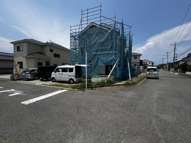 新築　佐波郡玉村町南玉　Heartful　Town　2号棟の前面道路含む現地写真|現地写真　東側接道幅員約6.2ｍ　北側接道幅員約9ｍ