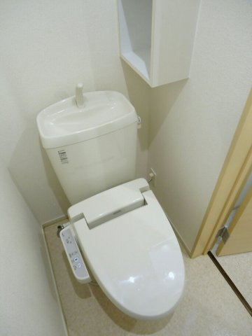カーサ下五井のトイレ|シンプルで使いやすいトイレです