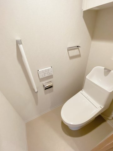 プラウドフラット上野松が谷のトイレ
